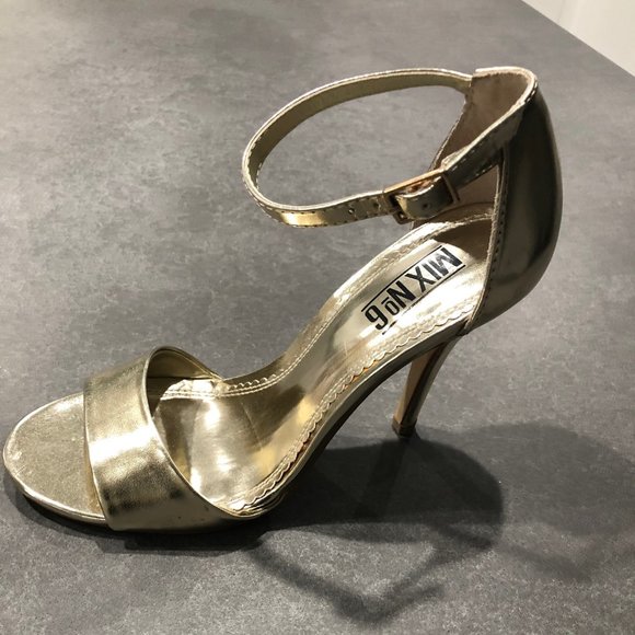 MIX NO. 6  Gold Women's Sandals - Size 7M - Picture 3 of 7